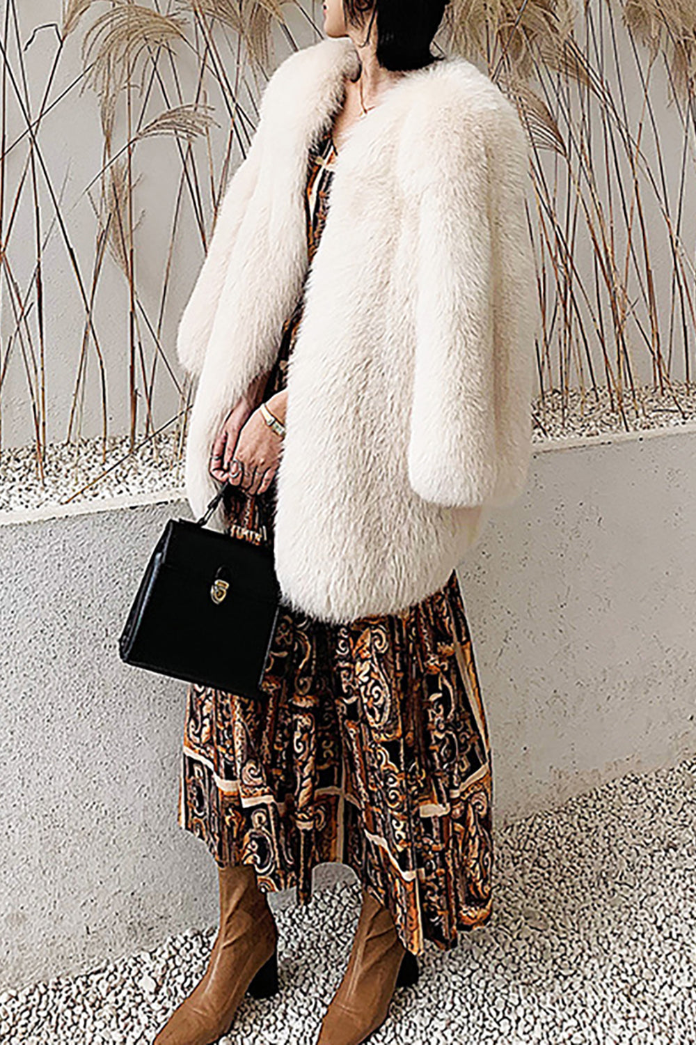 Cappotto da donna in pelliccia sintetica oversize rosa caldo con risvolto a scialle