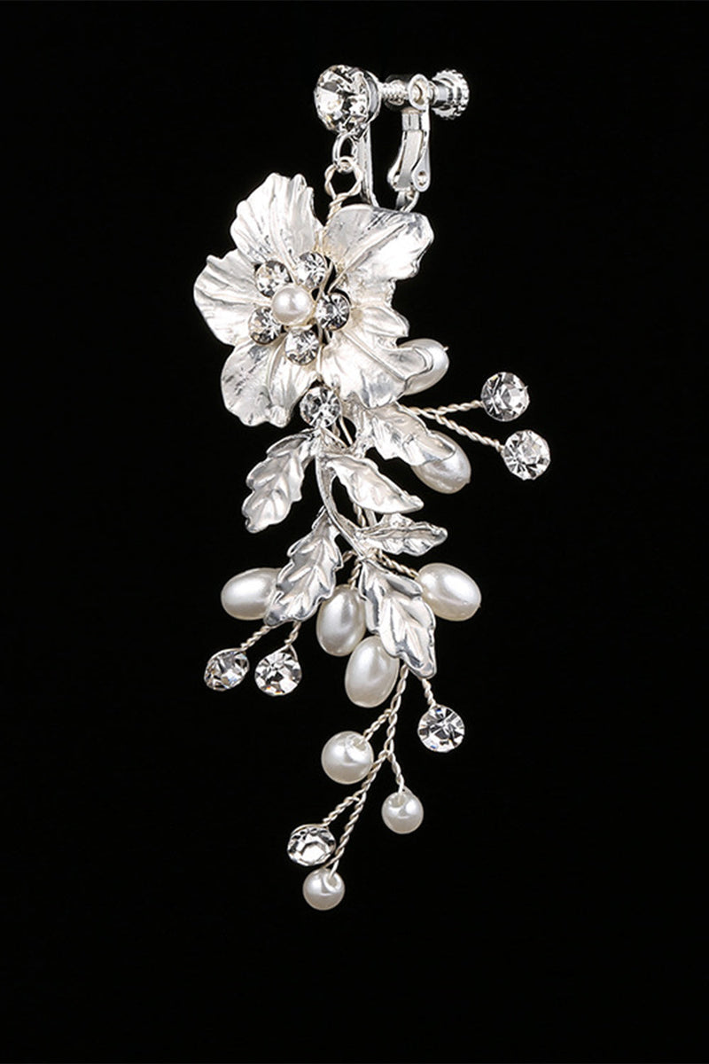 Carica l&#39;immagine nel visualizzatore di Gallery, Clip per orecchio da sposa a fiore bianco
