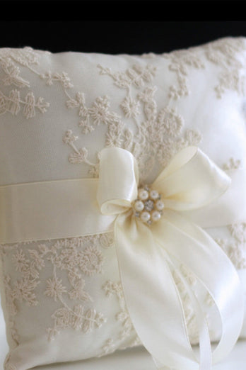 Avorio Pizzo Perla Bowknot Anello Bearer Cuscino