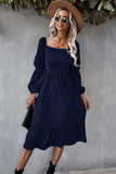 Abito casual midi a maniche lunghe con scollo quadrato arancione