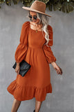 Abito casual midi a maniche lunghe con scollo quadrato arancione
