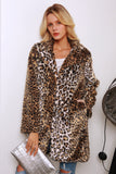 Cappotto da donna di pelliccia sintetica marrone stampato leopardo con taccheggio lungo