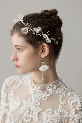 Orecchini con fascia da sposa con fiori di perline