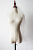 Carica l&#39;immagine nel visualizzatore di Gallery, Velo da sposa di media lunghezza con perline bianche fatte a mano