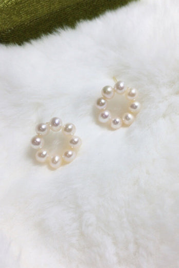Perno auricolare bianco perla