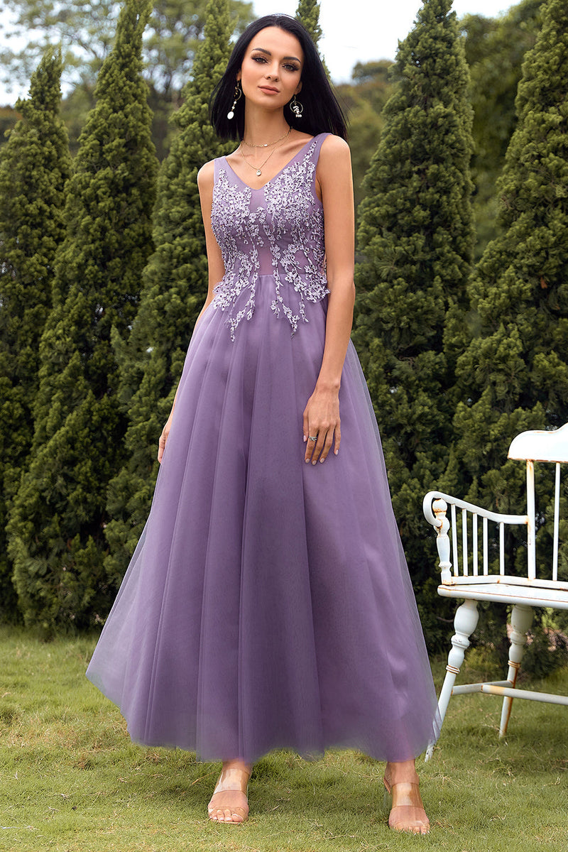 Carica l&#39;immagine nel visualizzatore di Gallery, A Line V Neck Purple Long Prom Dress with Appliques