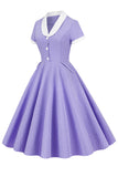 A Linea V Neck Blush Vintage Dress con Bottone