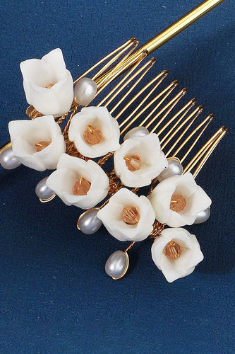 Copricapo floreale in resina perlata fatto a mano