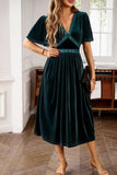 Velluto Scollo a V A Line Holiday Party Dress