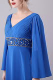 Royal Blue A-Line Scollo a V plissettato pavimento-lunghezza madre del abito da sposa con perline