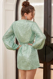 Abito Homecoming in stile green wrap con maniche lunghe