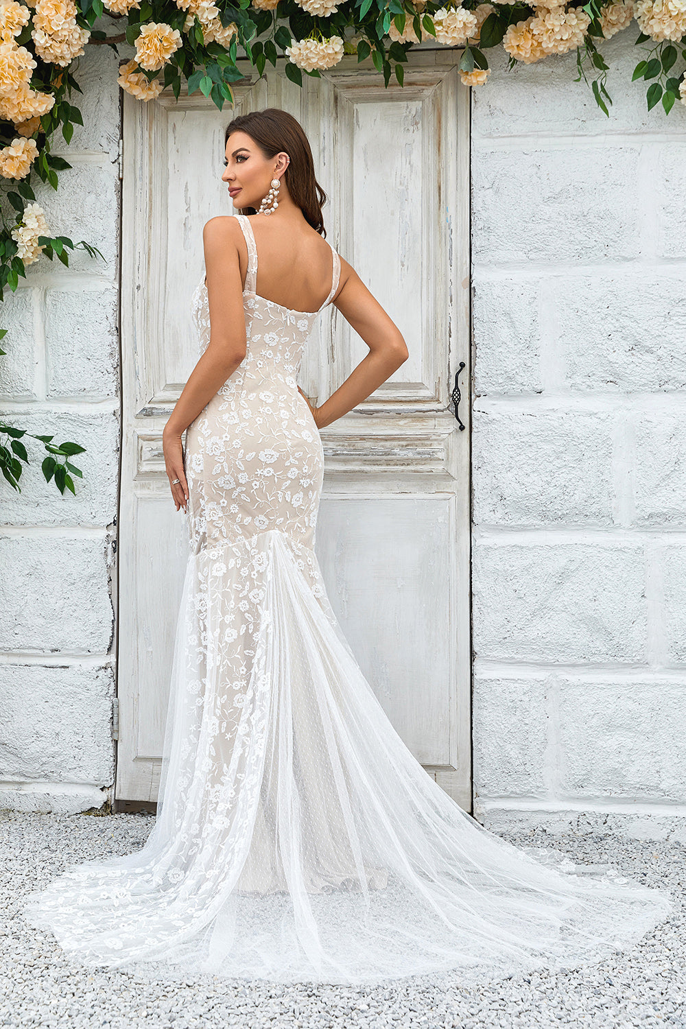 Abito da sposa a sirena con strascico top