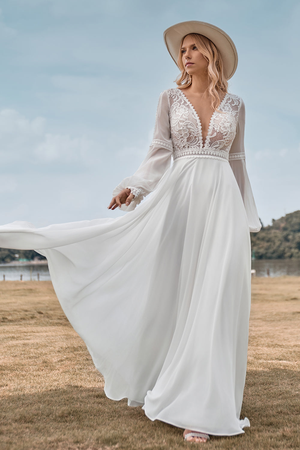 Maniche lunghe avorio A linea abito da sposa con pizzo