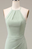 Matcha Halter Neck Guaina Abito da damigella d'onore plissettato con fessura