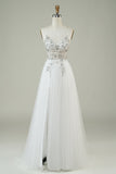 Splendido abito da sposa lungo con perline in tulle bianco senza spalline